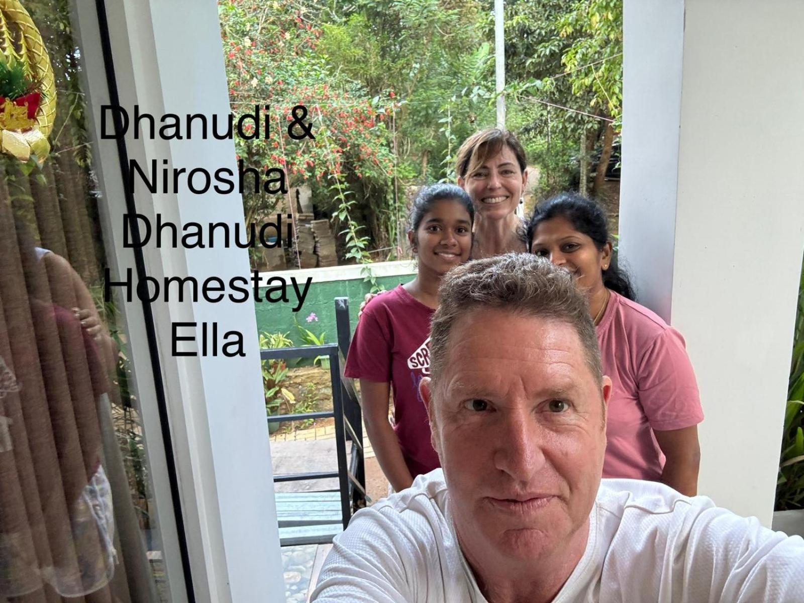 Dhanudi Homestay Ella Exteriér fotografie
